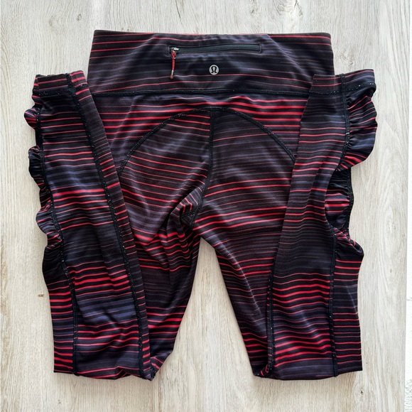 Lululemon leggings size 4 with pockets - Picture 2 of 7